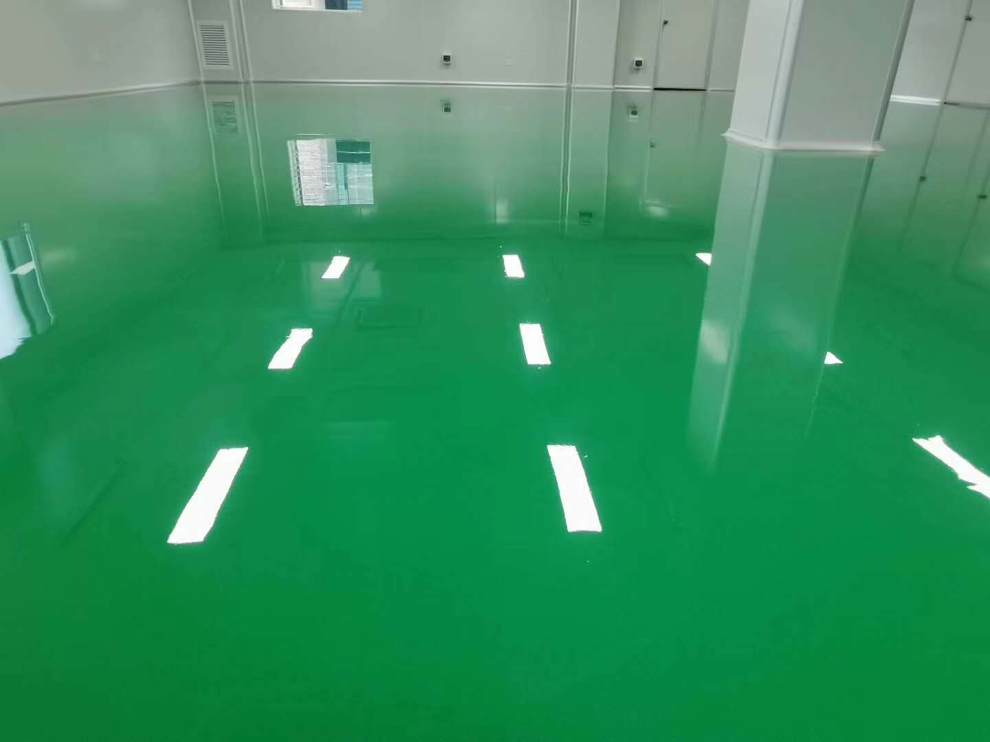 環(huán)氧砂漿自流平地板 (2)
